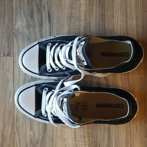 Converse black All Stars size 7.5
